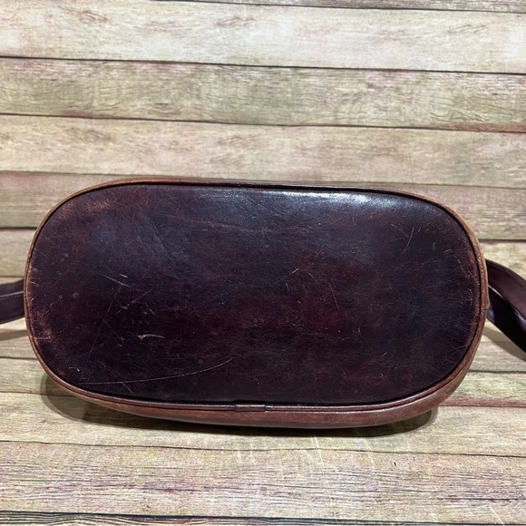 Orton Sydney Leather Tote - Picture 9 of 11